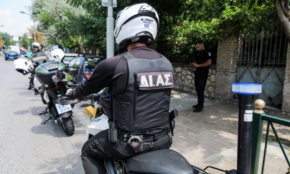 Ασπρόπυργος: Χειροπέδες σε 36χρονο φυγόποινο